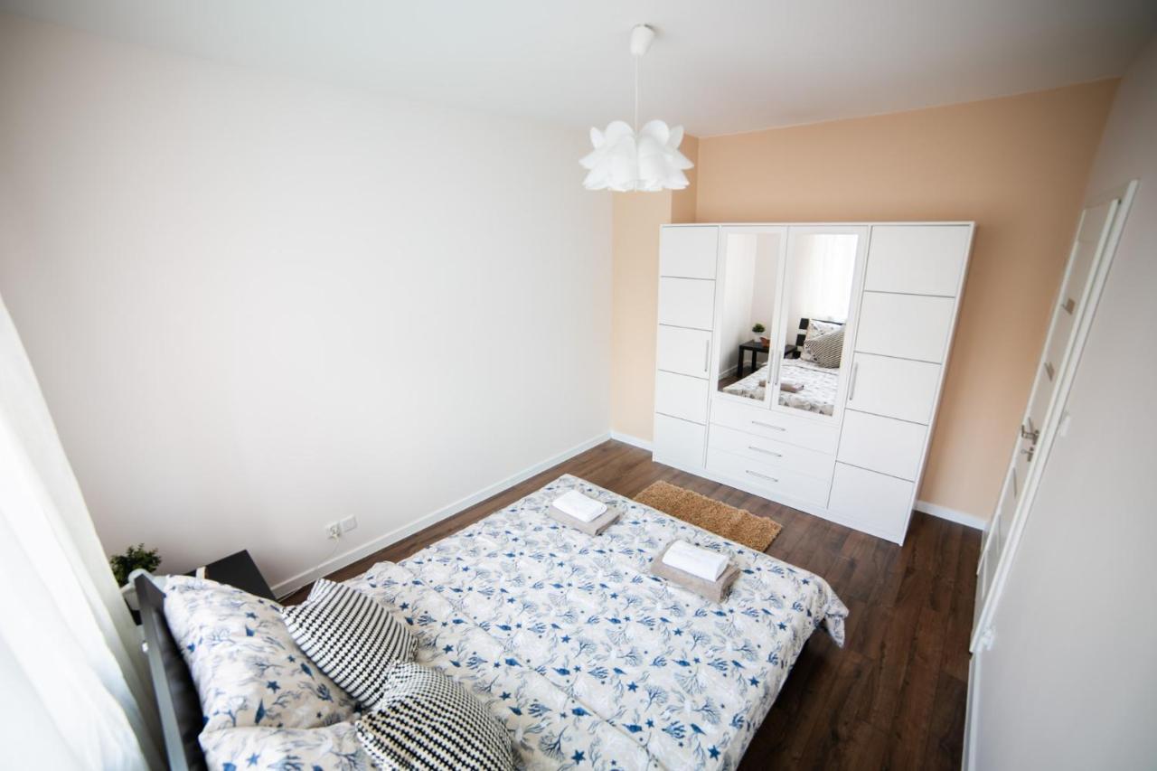 Nullo 3-Bedroom Apartment Красков Екстериор снимка
